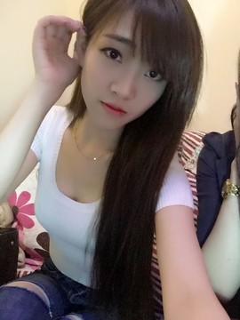 大聆听温主播照片