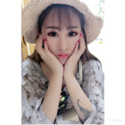 吃土女主播丶咪熙