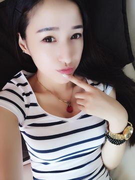 笑笑（爱是回忆美好）主播照片