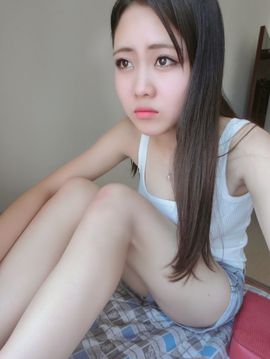 奕露西$唱歌主播照片