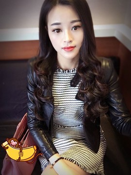 大聆听温主播照片