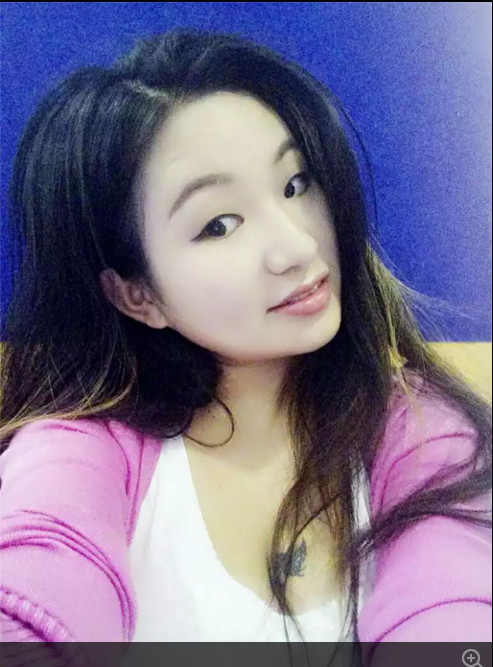 智载游主播照片