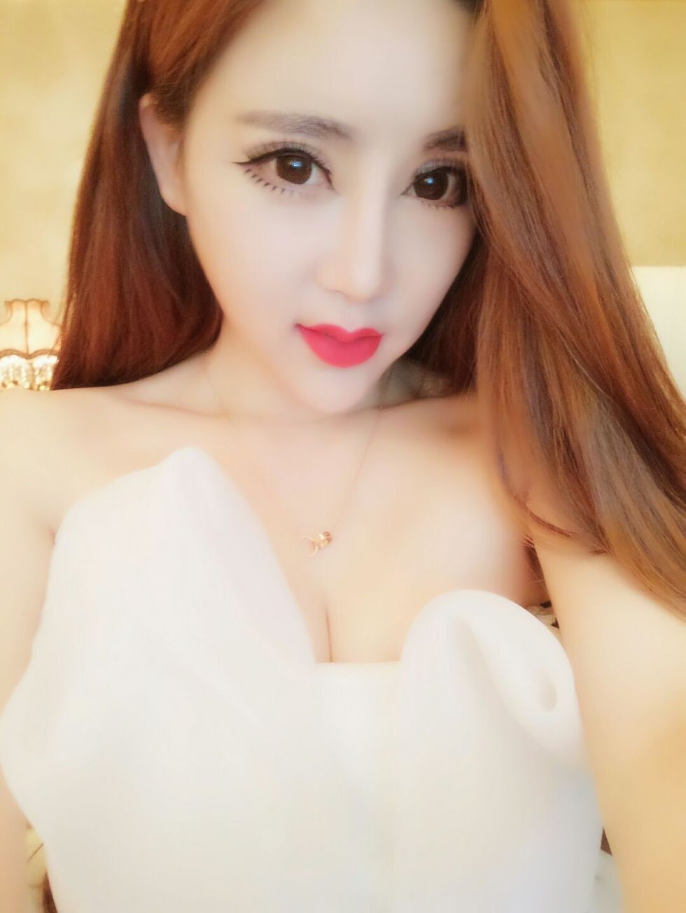 1218189659主播照片
