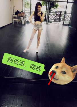 川贝儿，主播照片