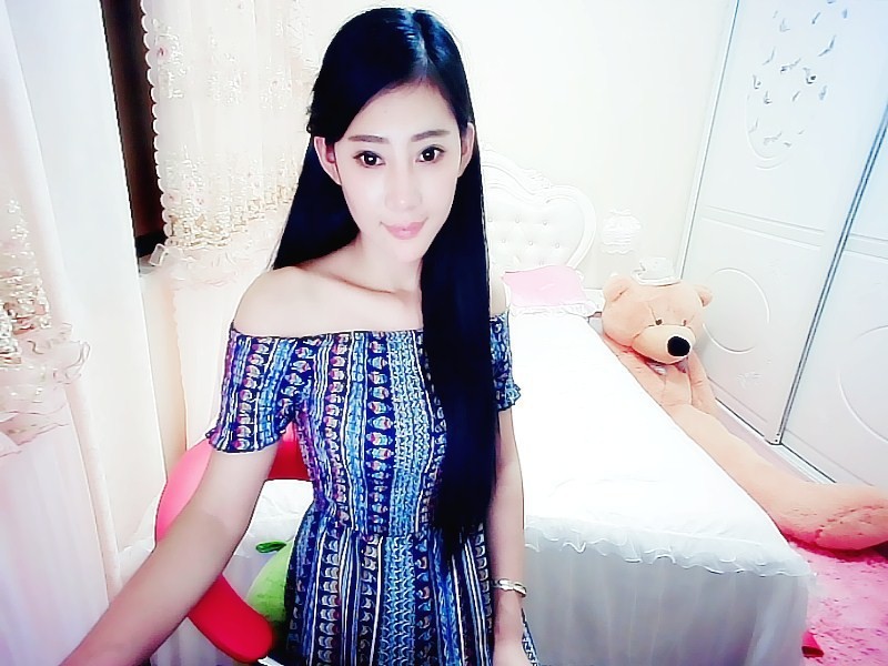 牛油果~瑜娜的主播海报