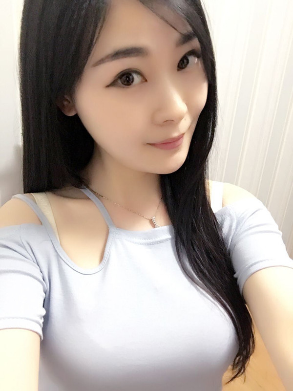 Shool主播照片
