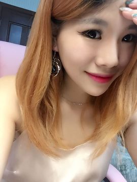 ぃ妖妖丶一个人坚持主播照片