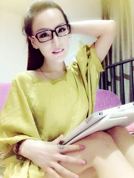 孤陌11主播照片