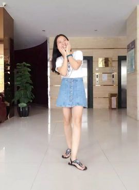 韩雅梅主播照片
