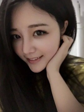 大聆听温主播照片