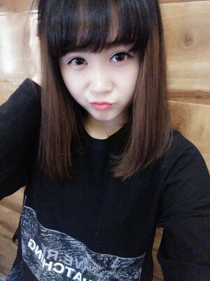 小蜜桃zz🌸的主播照片