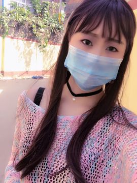 璐宝停播主播照片