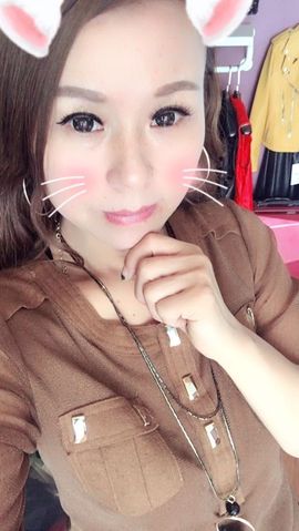 秀心乐主播照片