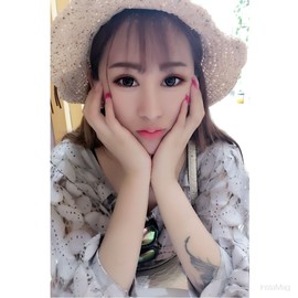 吃土女主播丶咪熙主播照片