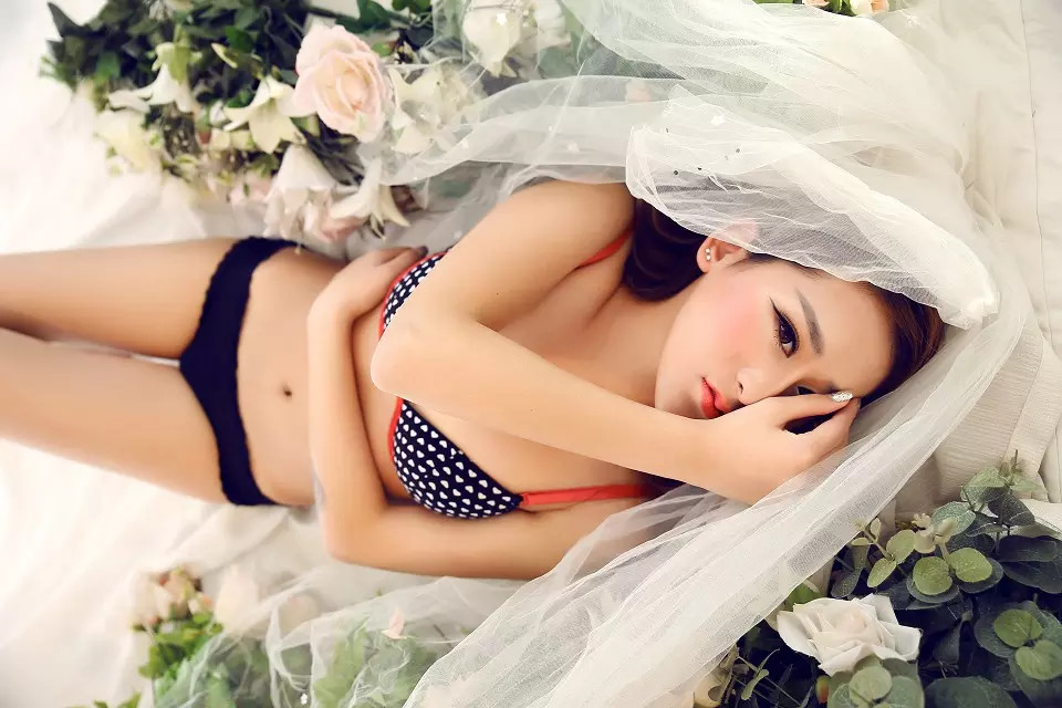 吃土女主播丶咪熙的主播照片