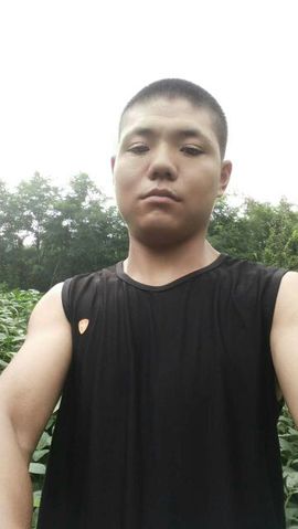 单身。美酒飘香主播照片