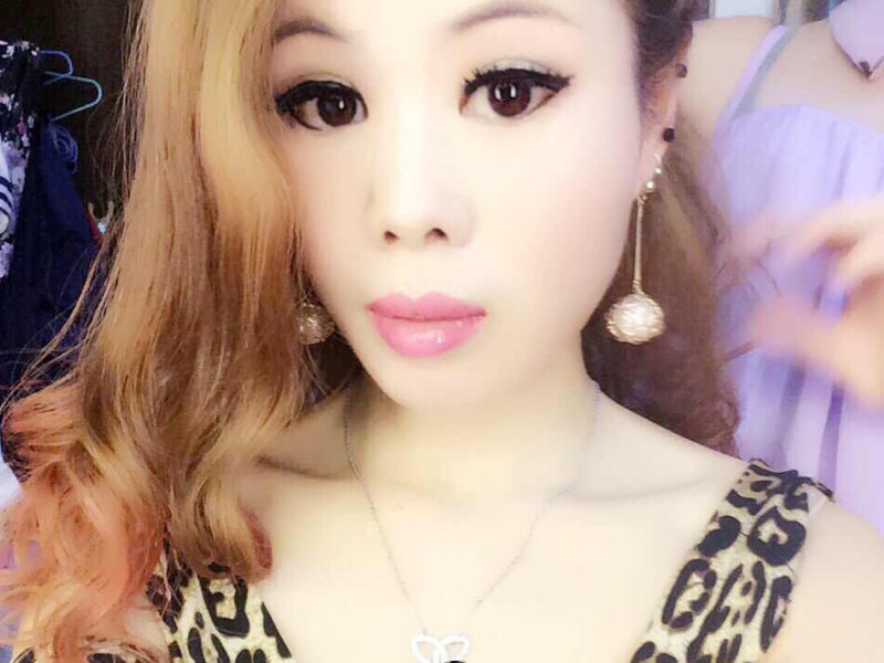 人心微凉💋的主播海报