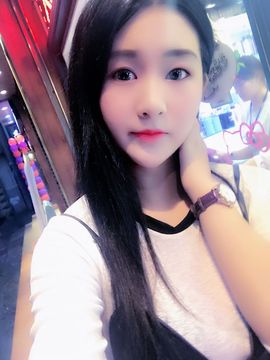 璐宝停播主播照片