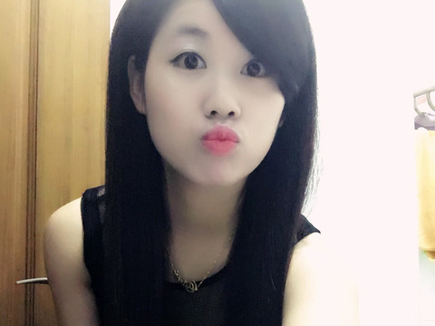 💋可儿等待破茧海报