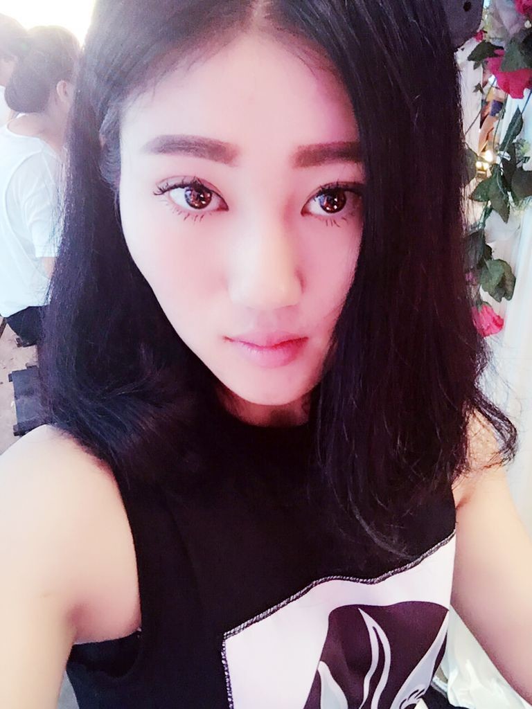 云曦??心隨歌動(dòng)的主播照片