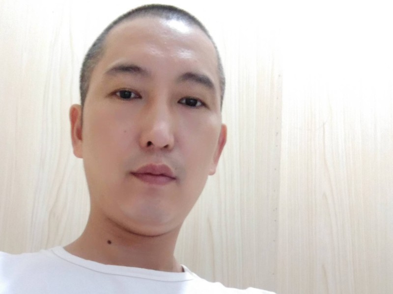 亮哥◑▂◐的主播海报
