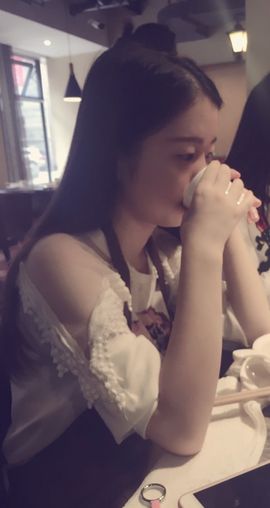 墨遥🎤不回来啦主播照片
