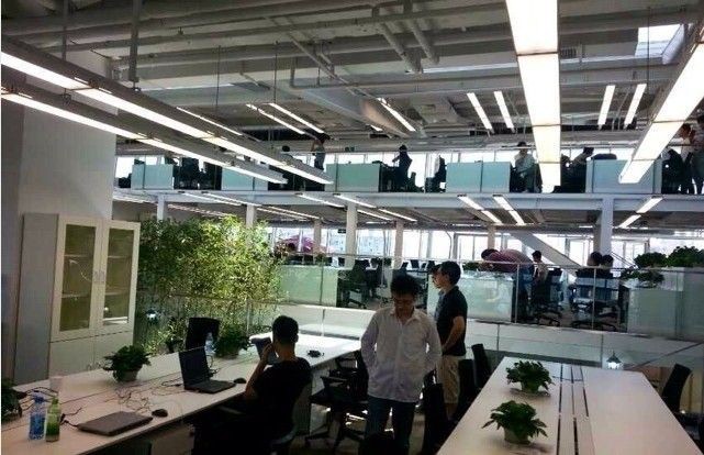 风中的风铃的图片