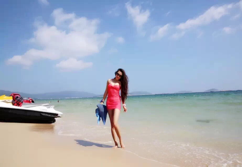 丽闻姐出差中，回来播的主播照片