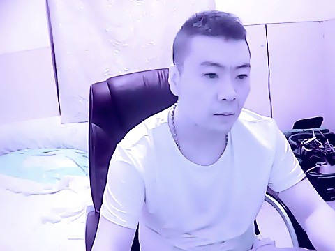 夲人纯属娱乐的主播照片