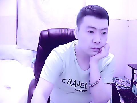 夲人纯属娱乐的主播照片