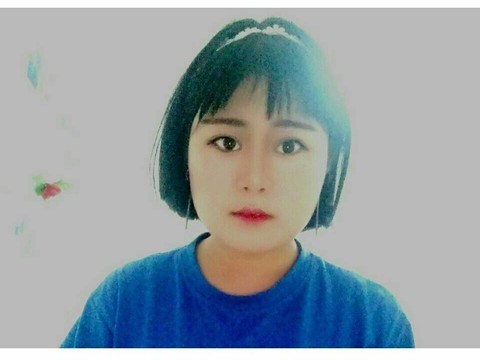 甜甜陪伴你海报