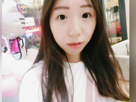 鲨鱼少女👋海报