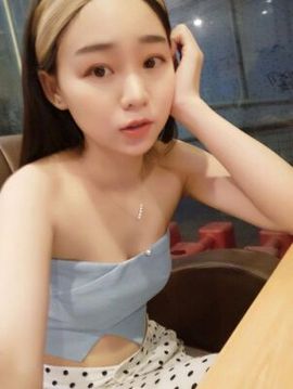 静静求升级主播照片