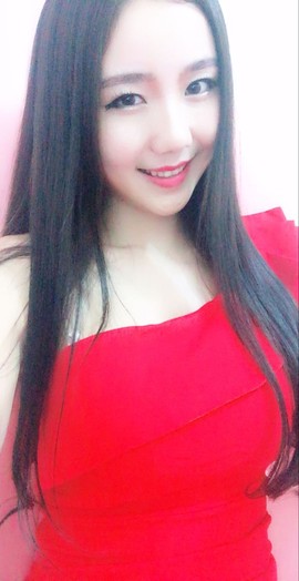 唯物唯语为你主播照片