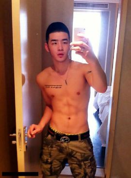 🏍佛爷主播照片