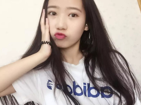 w小仙女海报