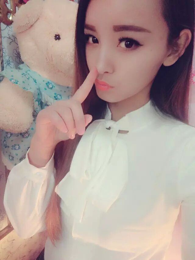 瑶妞考驾照休息的主播照片