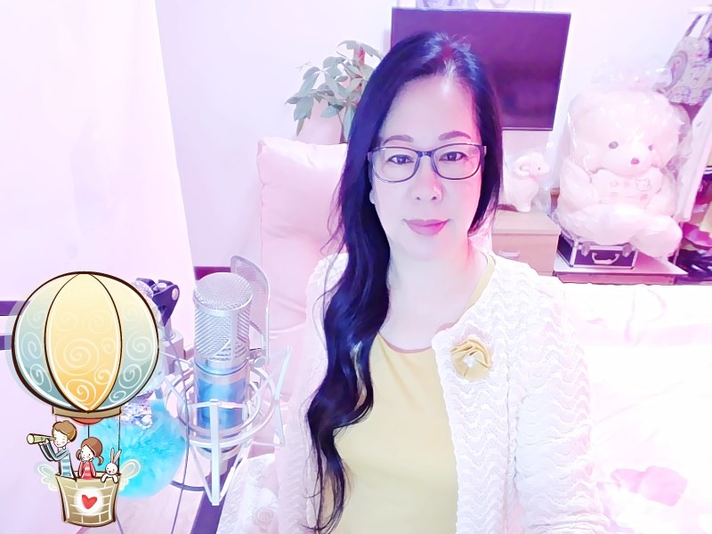 魅力女人唱民歌的图片