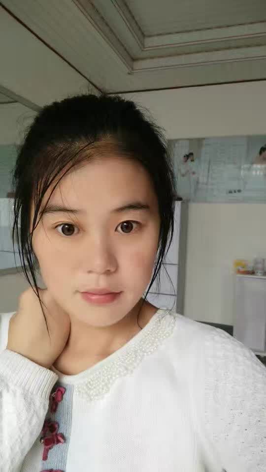 借钱还钱天经地义的主播照片