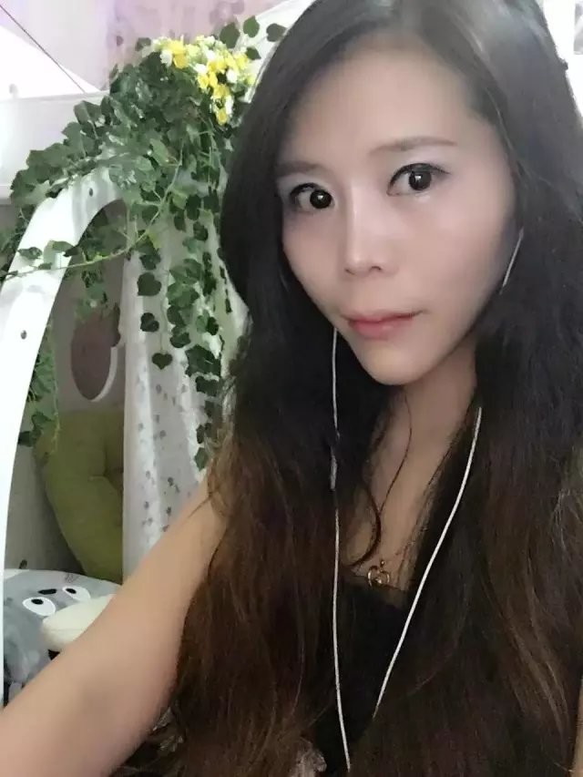 纯净水989的主播照片