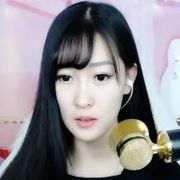 one宝璐♫海报