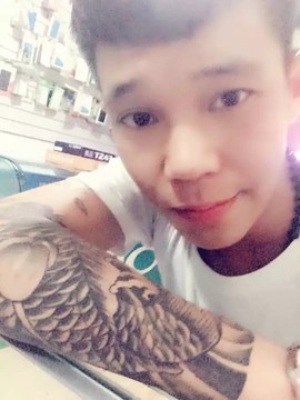lMc梦洋主播照片