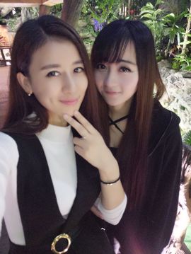 谢小娜、主播照片