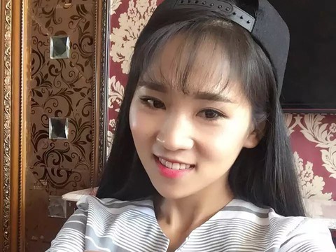 童童很哏海报