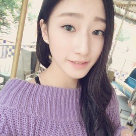 Eov玉儿主播照片