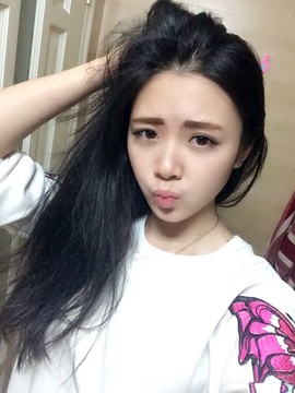 都在扯淡主播照片