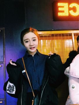 小妹妹呀j主播照片