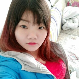 安静✘小鱼主播照片