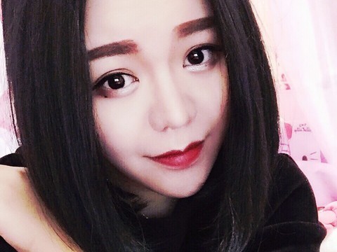 瑄呀瑄海报
