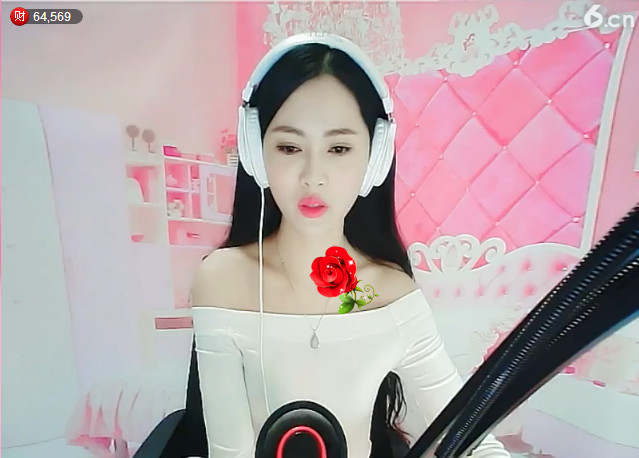 风中的风铃的图片